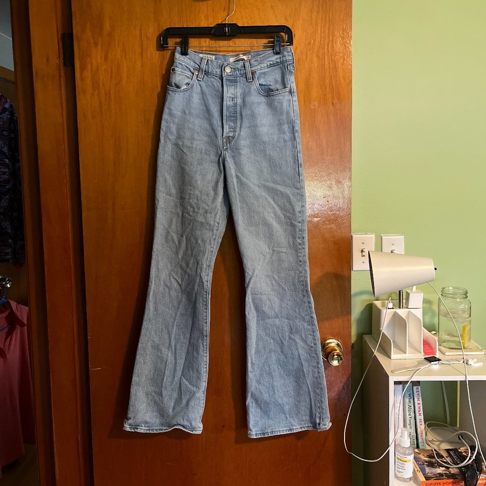Levi's Ribcage Flare Jeans
